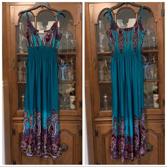 Bobbie Brooks Dresses & Skirts - Plus Size Floral Maxi Dress 2X